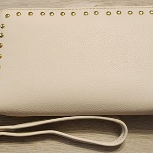 Womens tops,jewelry, boots,dresses,shoes